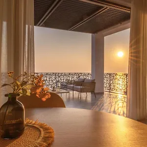 Glow Boutique & 4* Sarande